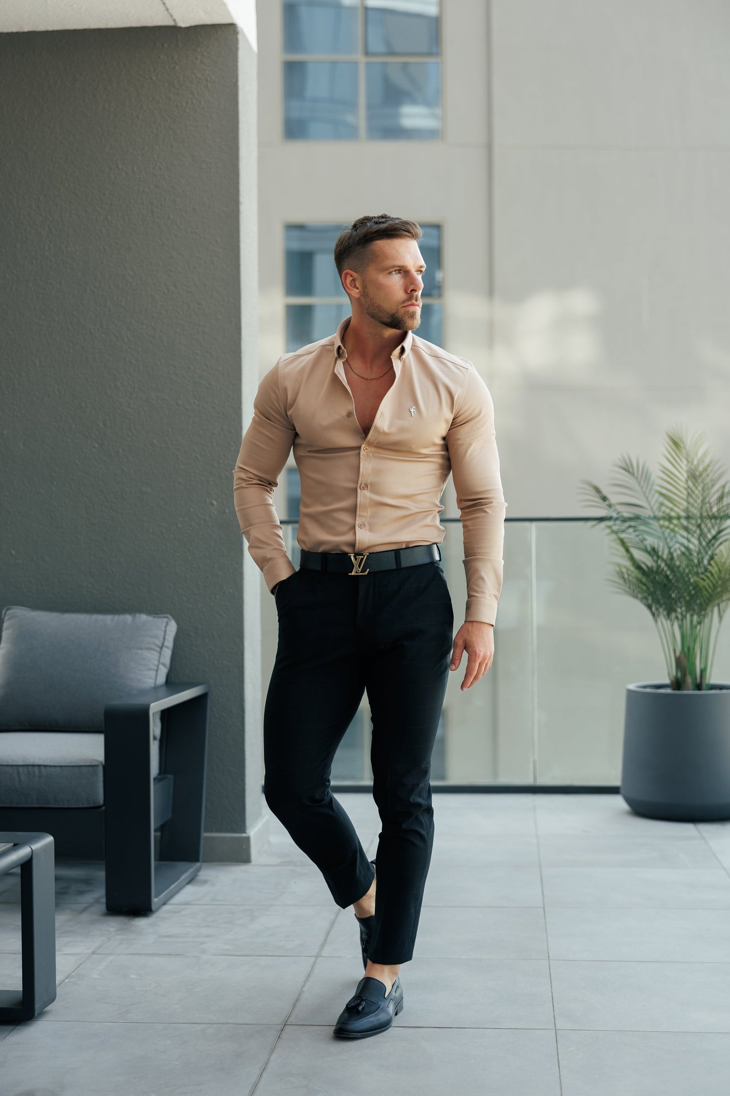 Cămașă Denim Stretch Bej Deschis cu Mâneci Lungi și Guler Cu Butoni